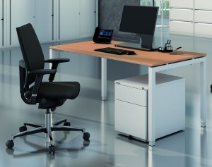 preiswertes Büromöbel-Set für das Homeoffice mit kleinem Schreibtisch, Schreibtischstuhl und Schreibtischcontainer