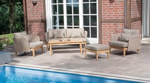 moderne und preiswerte Garten-Sitzgruppe bequem Gartensofa, Gartensessel und Couchtisch