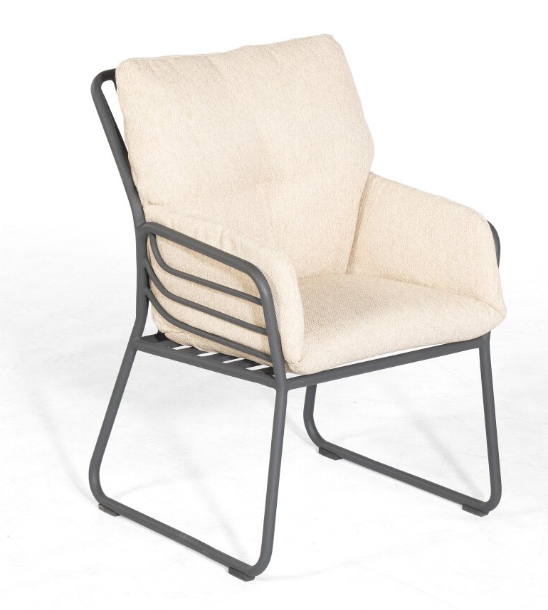 moderner Gartenstuhl mit hohem Sitzkomfort