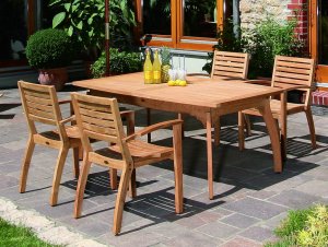 moderne und preiswerte Gartenmöbel