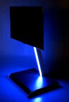 Flatscreen-Standfuß mit LED-Beleuchtung