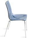 stapelbarer Stuhl mit transparenter, blauer Sitzfläche