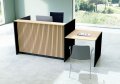Büro-Empfangstheke mit Beraterplatz