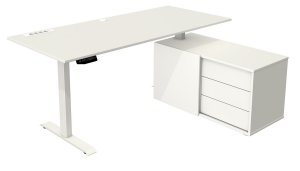 großflächiger Sitz-Stehschreibtisch mit USB-Ladeports und Büroschrank als Tischauflage