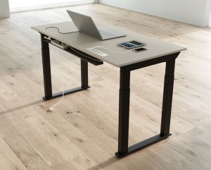 massiver Sitz- u. Stehschreibtisch Tischplatte eingebaute Steckdosenleiste inkl. USB-Anschlüsse massiver Sitz- u. Stehschreibtisch Tischplatte eingebaute Steckdosenleiste inkl. USB-Anschlüsse