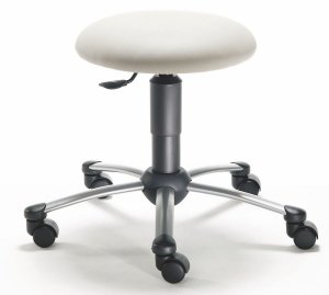 preiswerter und höhenverstellbarer Arbeitshocker mit bequemen Polstersitz