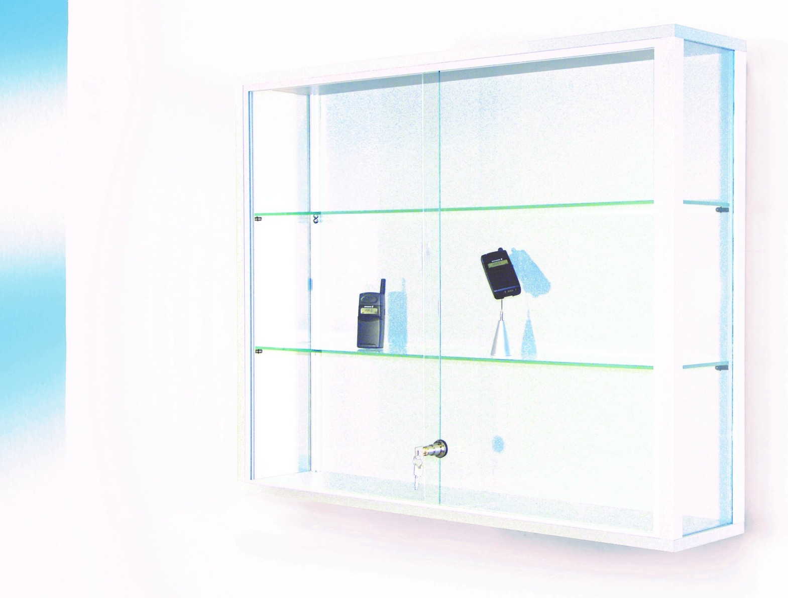 preiswerte, weiße Wandvitrine abschließbar